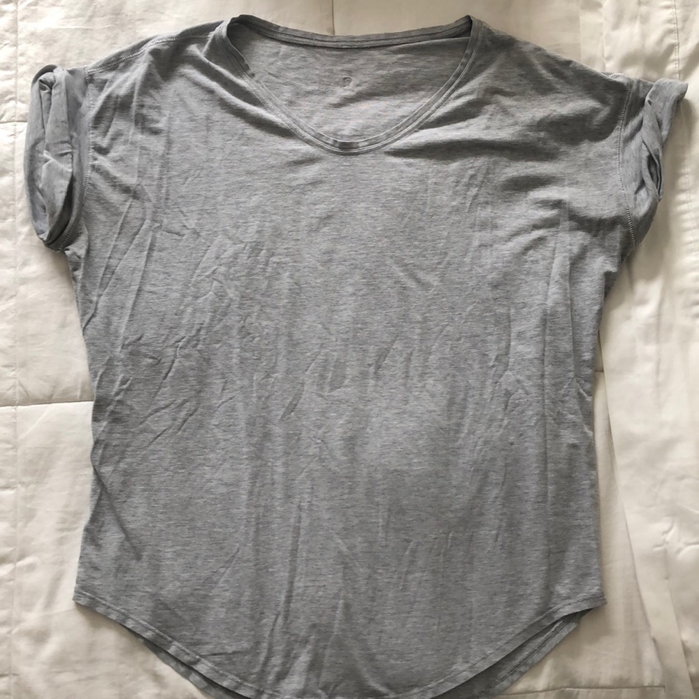 Lululemon Grey Tee